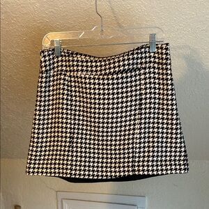 The Limited women’s size 6 skirt